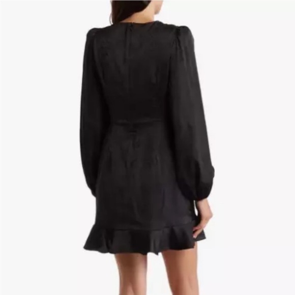 NWT Astr The Label Purple Satin Twist Front Mini Dress. Size Small. Long Sleeves - Picture 7 of 7